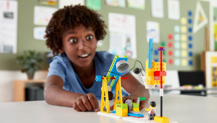 cach-lap-rap-lego-bricq-motion-nang-cao-cho-be