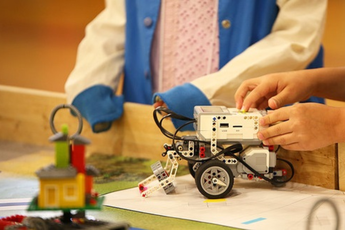 lua-chon-moi-truong-hoc-steam-phu-hop-cho-tre-1