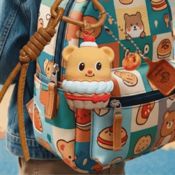 moc-khoa-butter-bear-cupcake-chuyen-da-ngoai